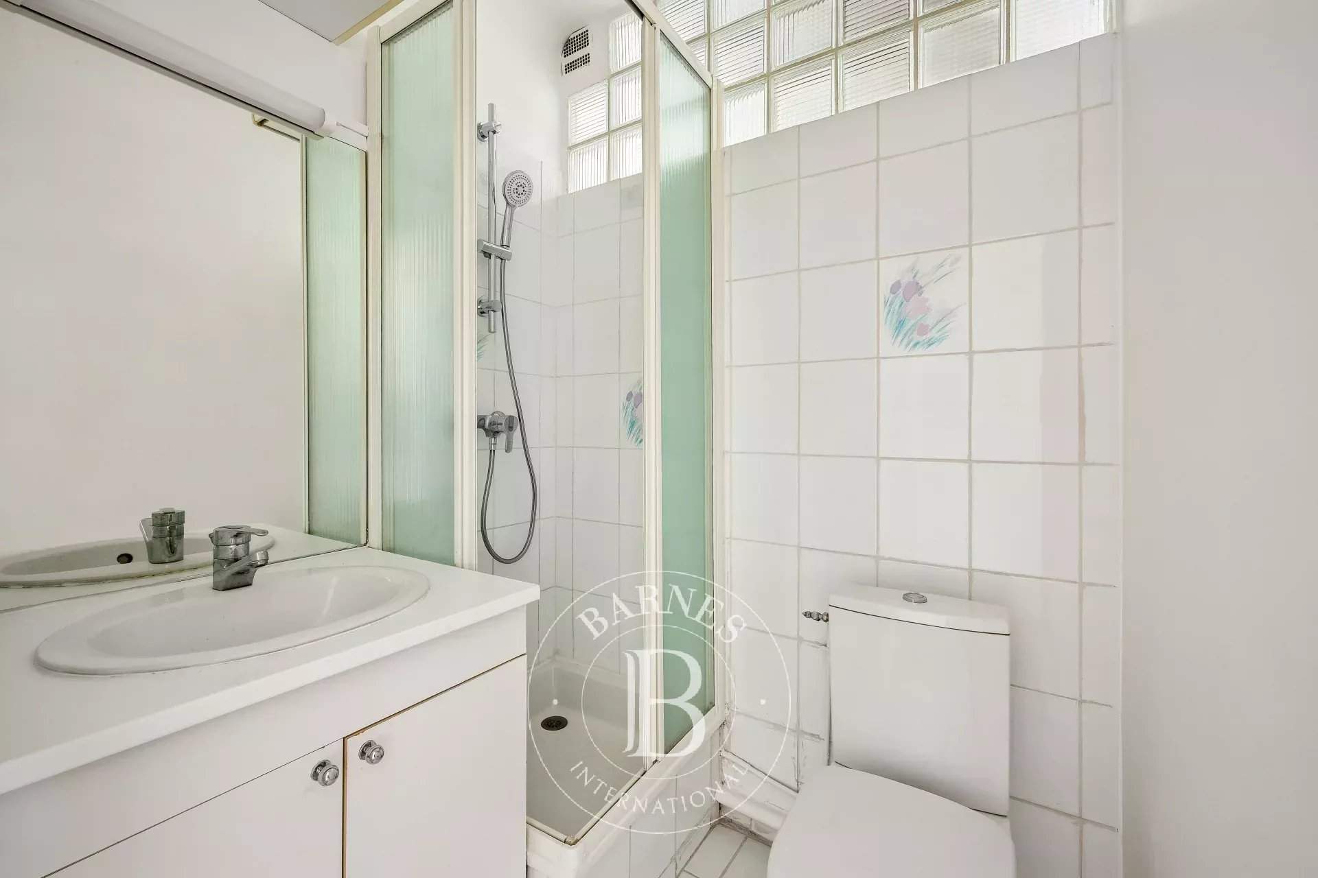 Versailles  - Appartement 2 Pi&egrave;ces, 1 Chambre - picture 10