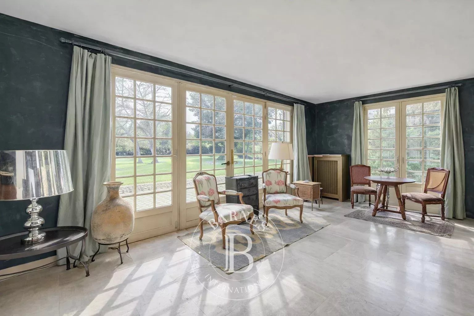 Les Loges-en-Josas  - Maison 11 Pi&egrave;ces 5 Chambres - picture 11