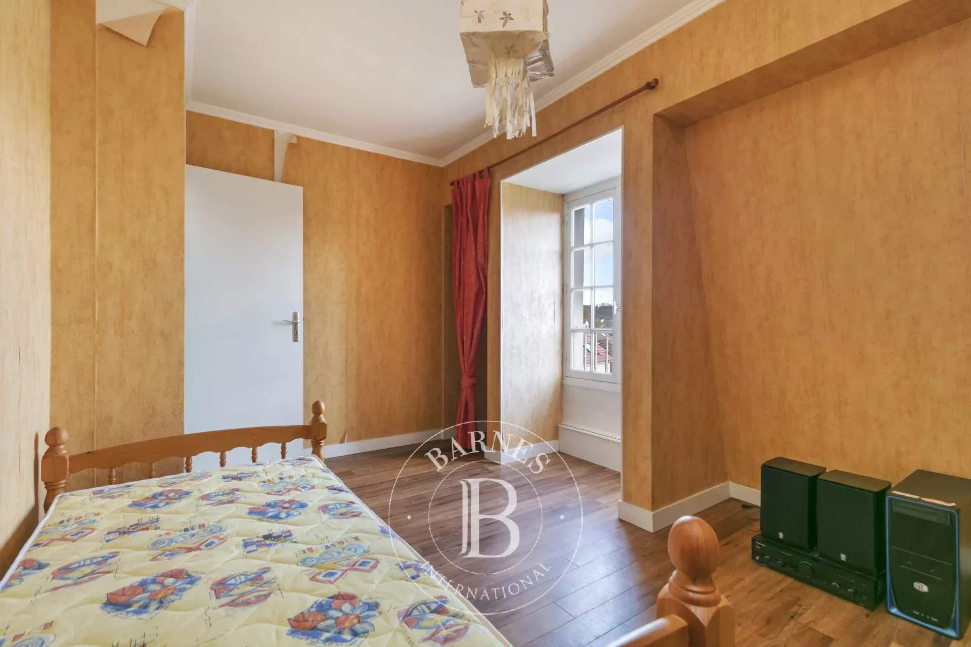 Buc  - Maison 6 Pi&egrave;ces 4 Chambres - picture 14