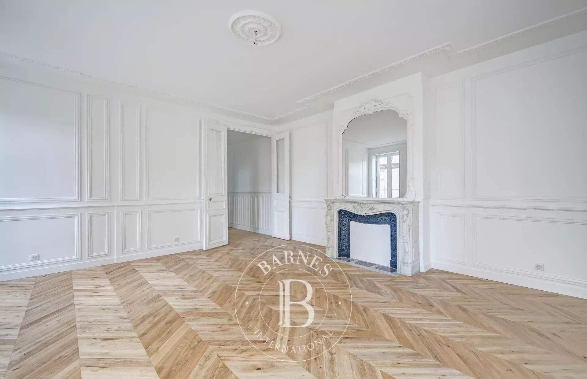 Versailles  - Apartment 3 Bedrooms - picture 5