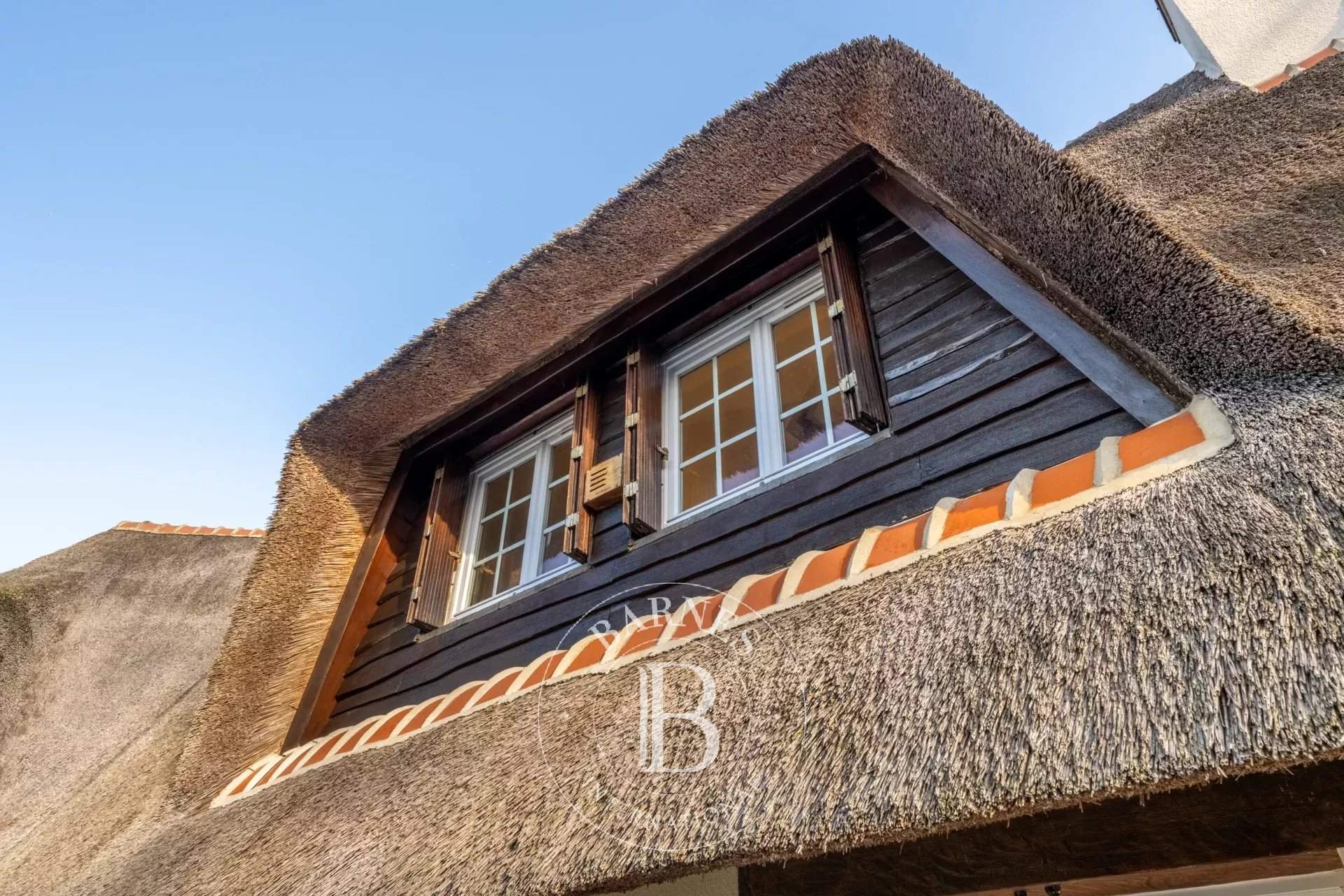 Thoiry  - Maison 7 Pi&egrave;ces 4 Chambres - picture 5