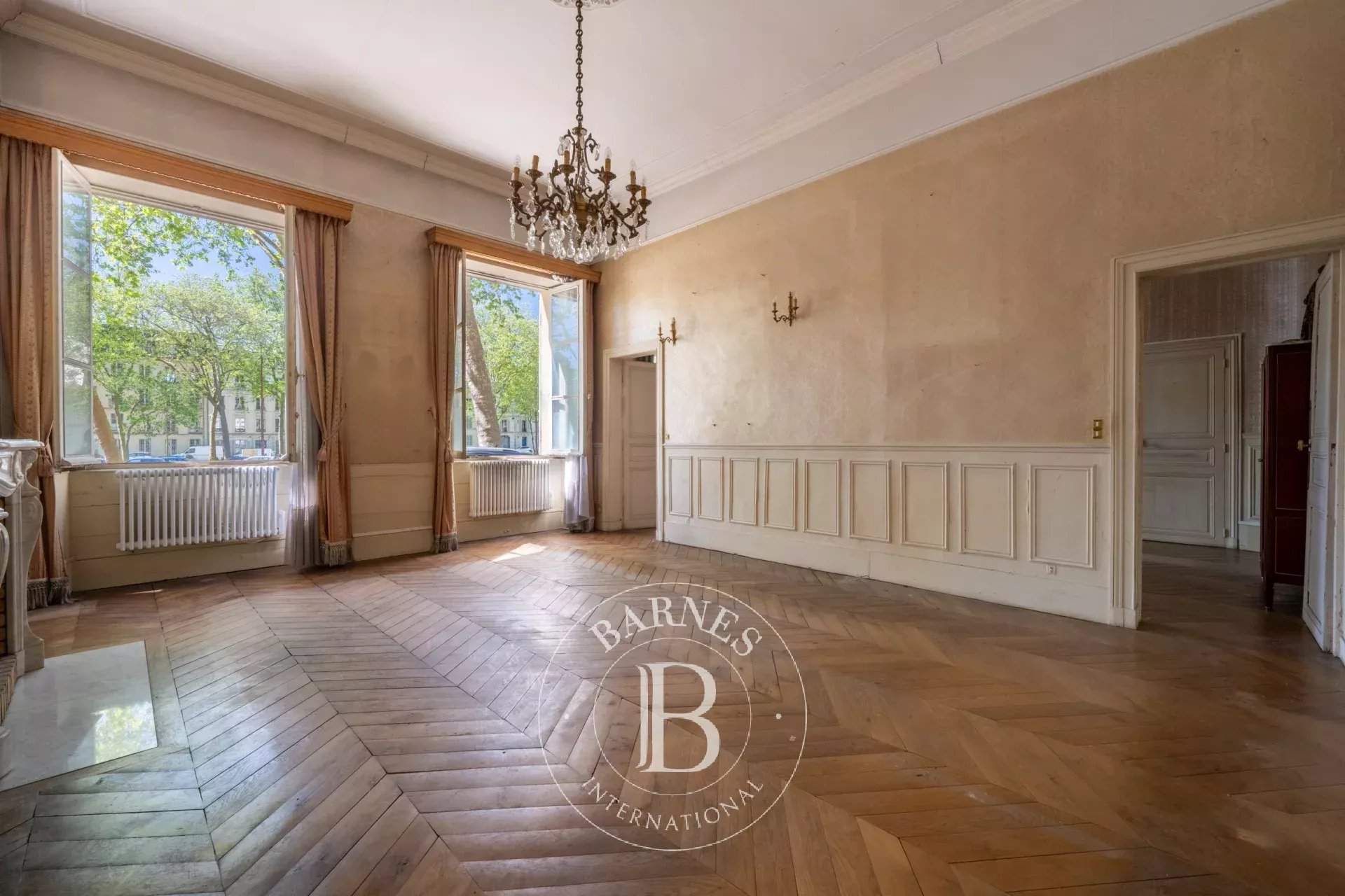 Versailles  - Appartement 4 Pi&egrave;ces 2 Chambres - picture 2