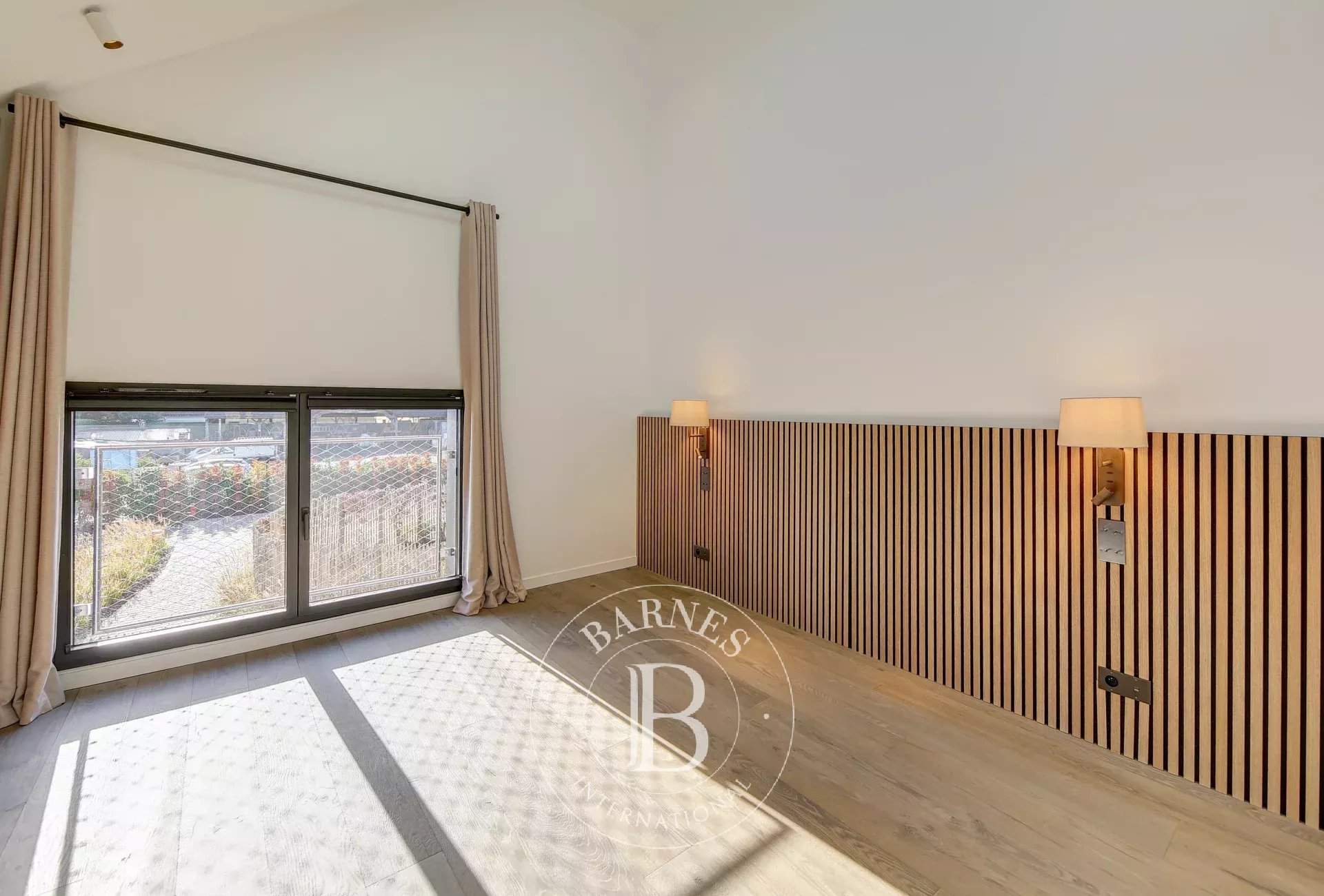 Montfort-l'Amaury  - House 4 Bedrooms - picture 17