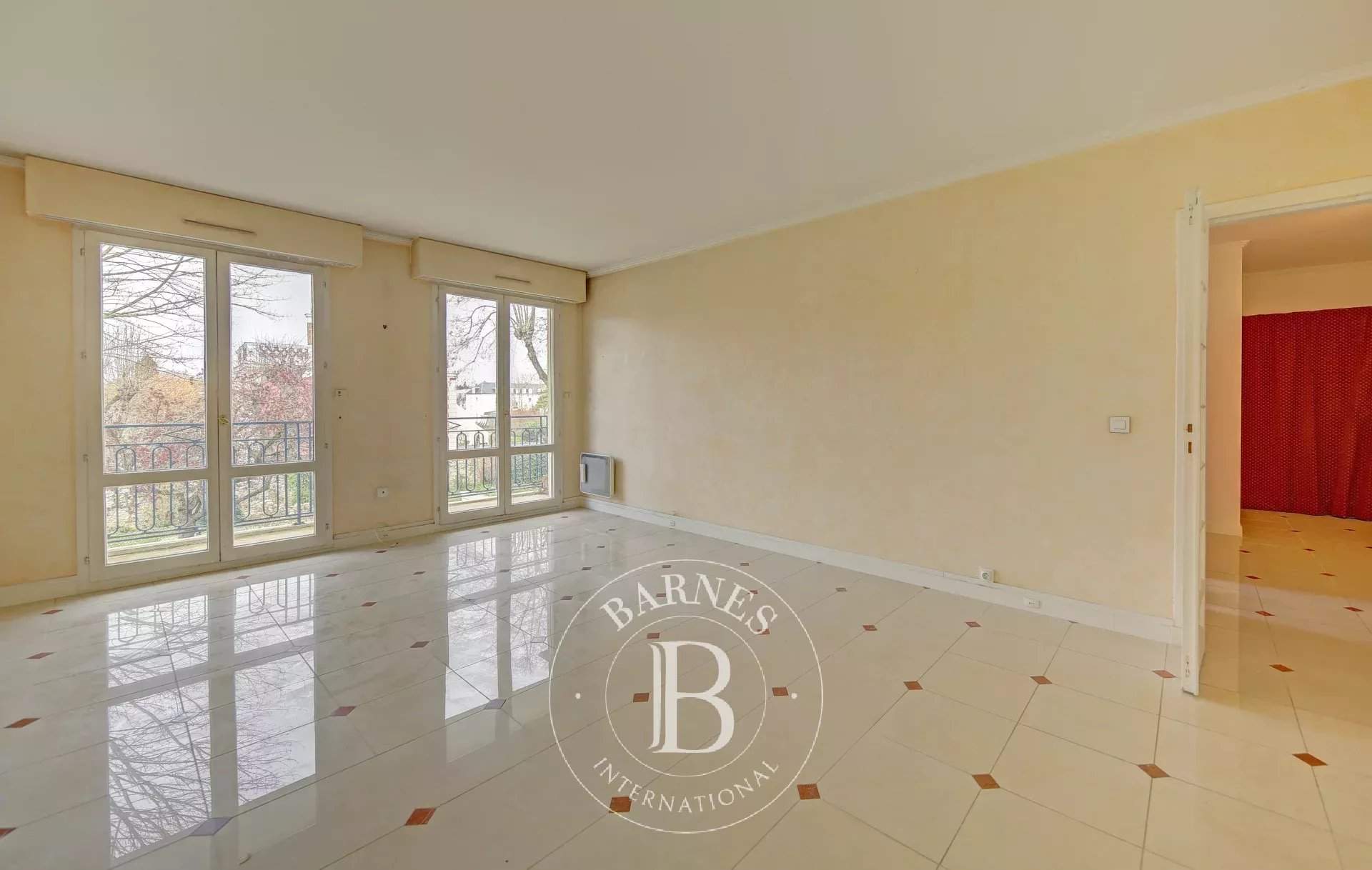 Versailles  - Apartment 4 Bedrooms - picture 8