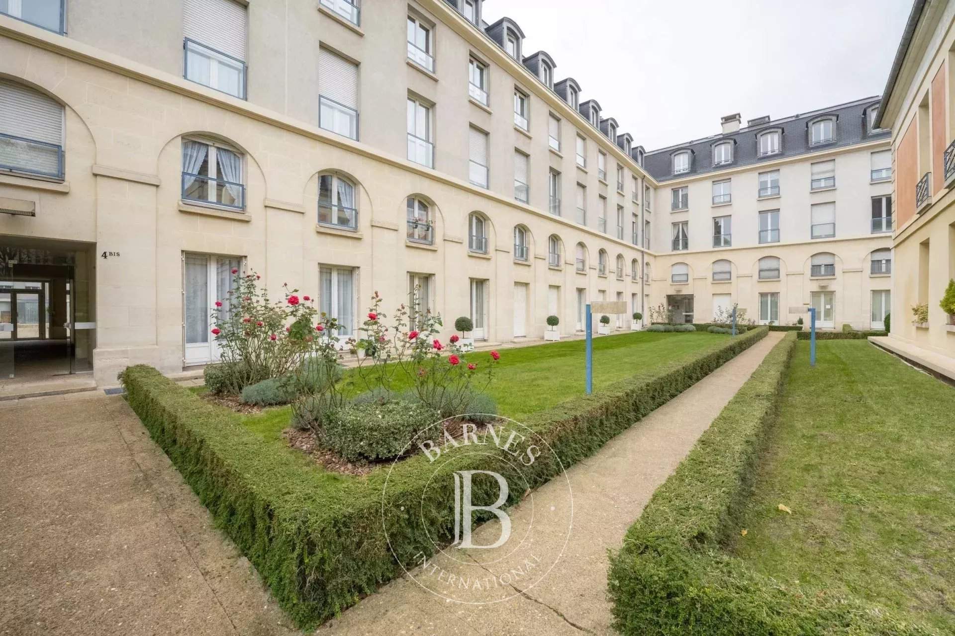 Versailles  - Appartement 5 Pièces 3 Chambres - picture 19