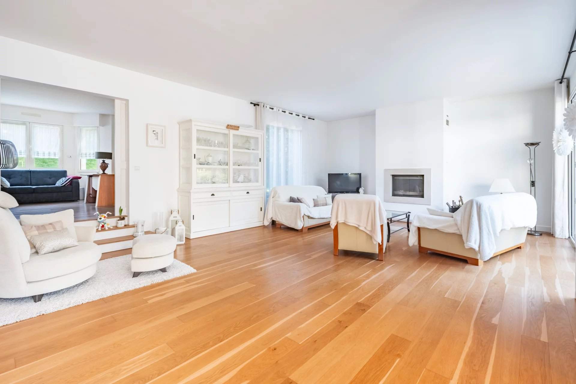 L'Étang-la-Ville  - Casa 9 Cuartos 4 Habitaciones - picture 8