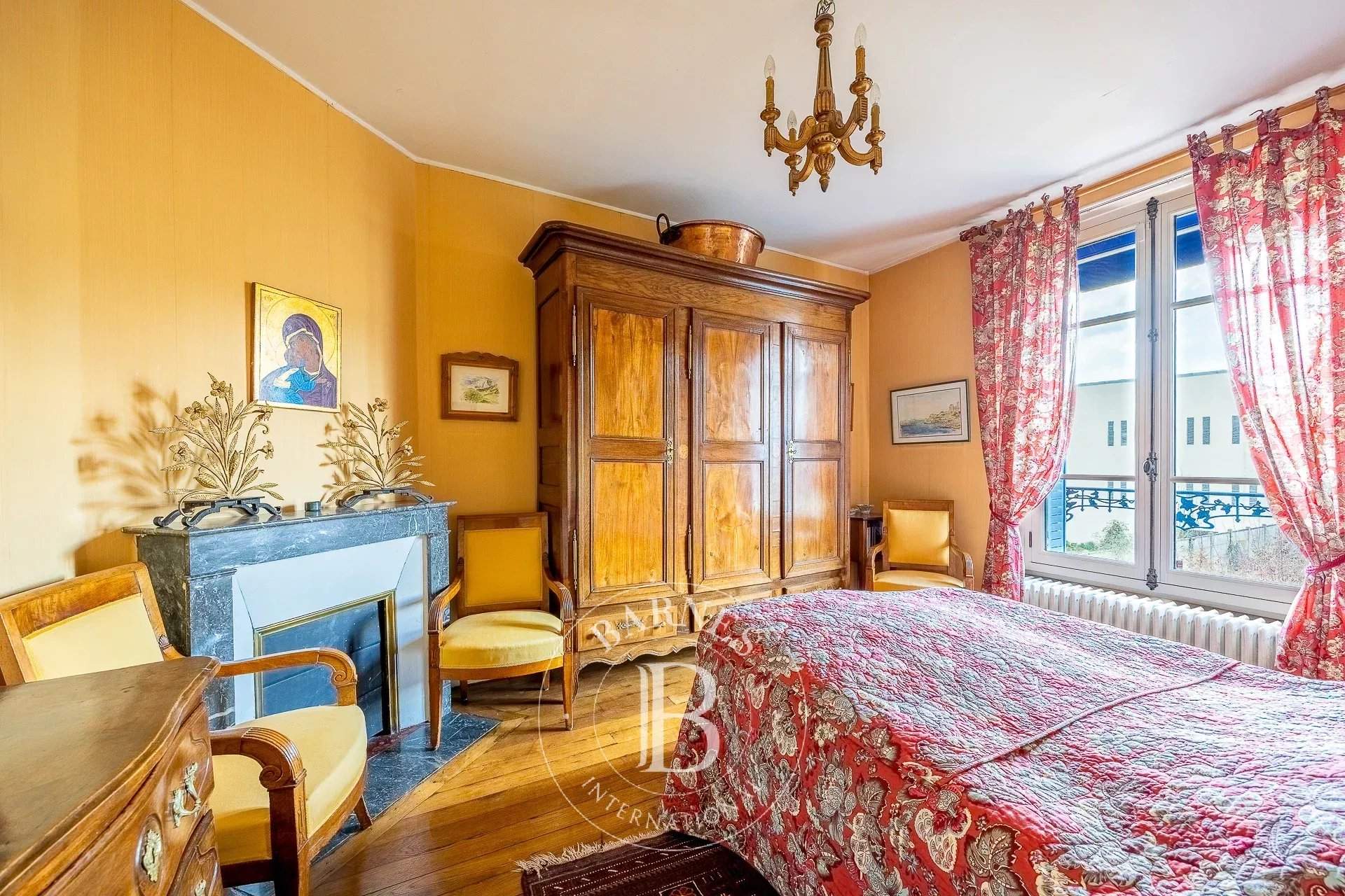 Versailles  - Maison 6 Pièces 5 Chambres - picture 12