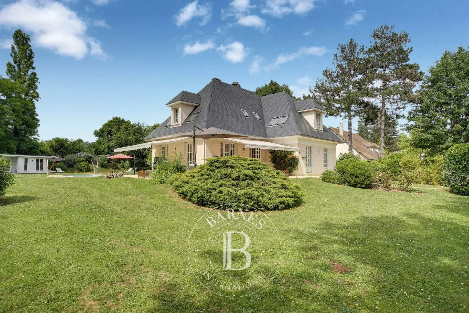 Saint-Nom-la-Bretèche  - House 4 Bedrooms - picture 1