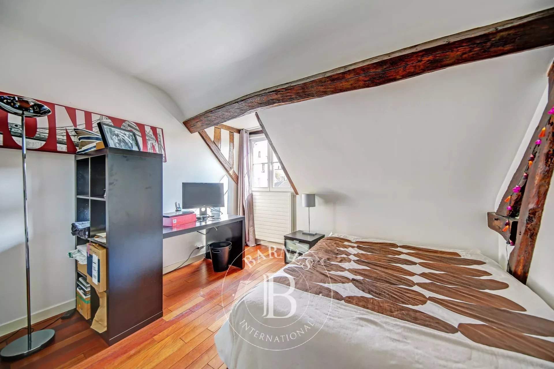 Versailles  - Apartment 4 Bedrooms - picture 13