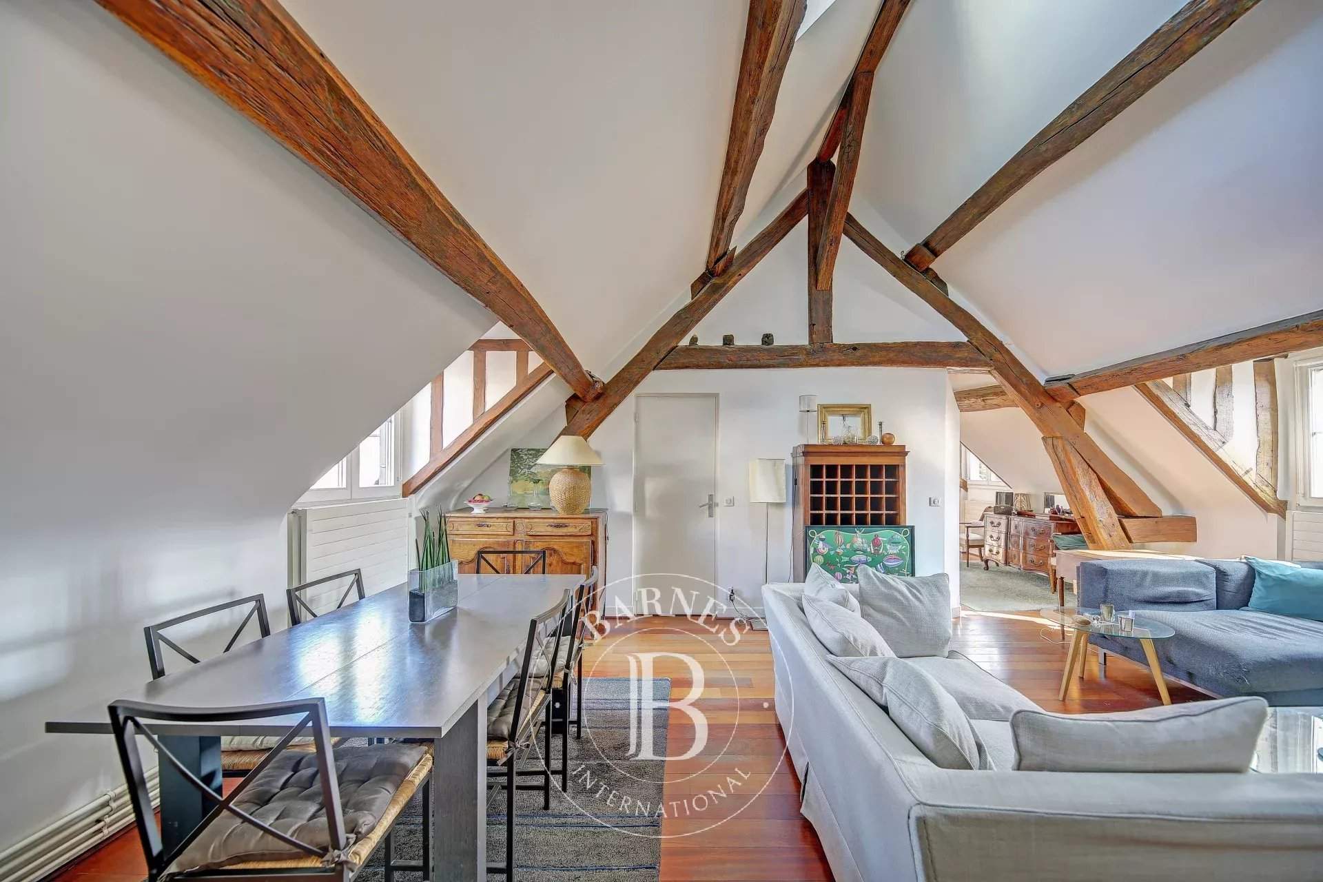 Versailles  - Apartment 4 Bedrooms - picture 9