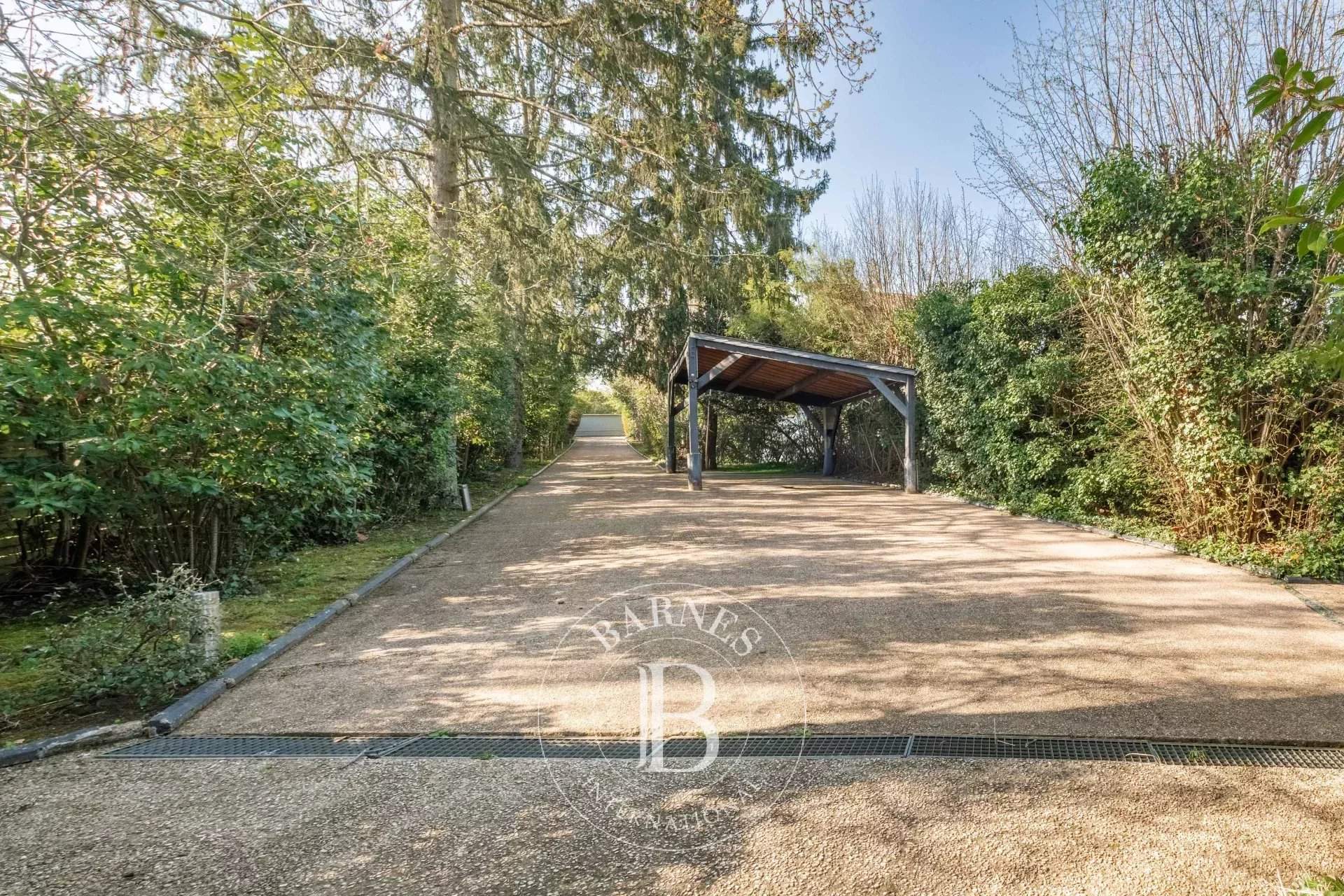 La Celle-Saint-Cloud  - Maison 9 Pi&egrave;ces 4 Chambres - picture 10