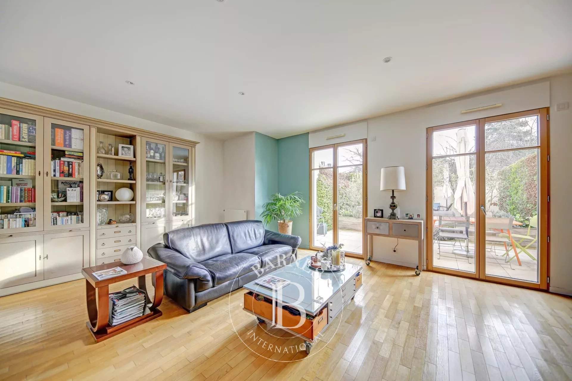 Versailles  - Maison 6 Pi&egrave;ces 5 Chambres - picture 12