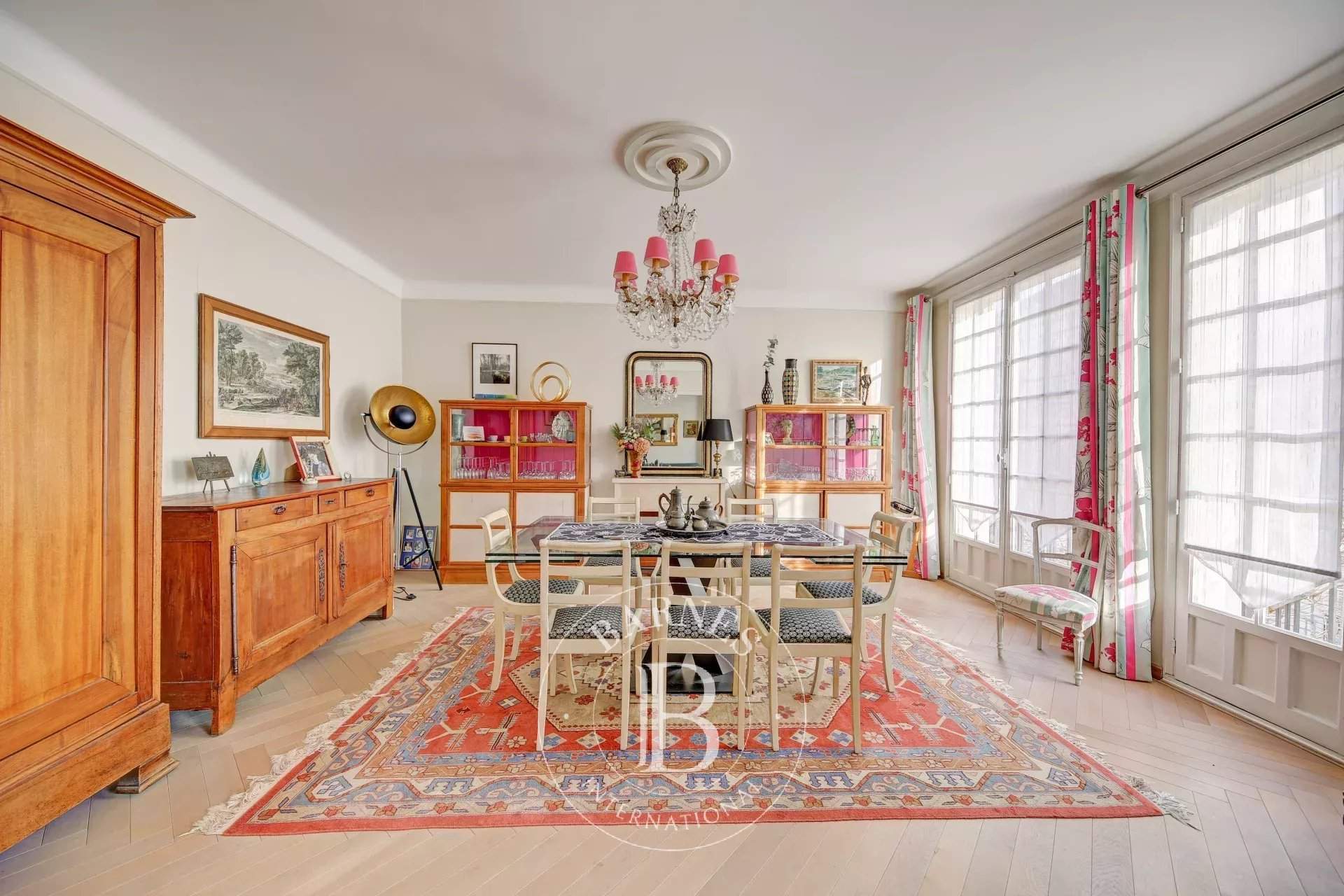 Versailles  - Apartment 3 Bedrooms - picture 14