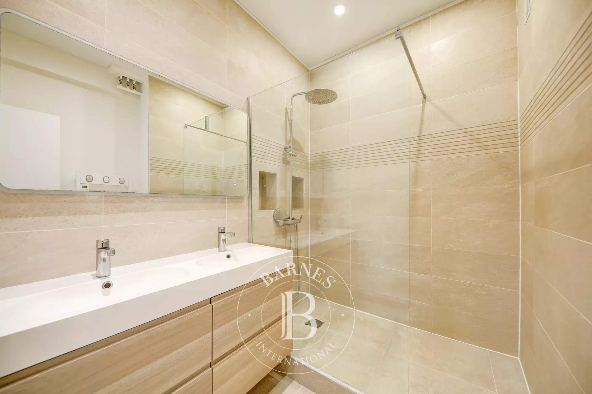 Versailles  - Appartement 5 Pièces 3 Chambres - picture 9