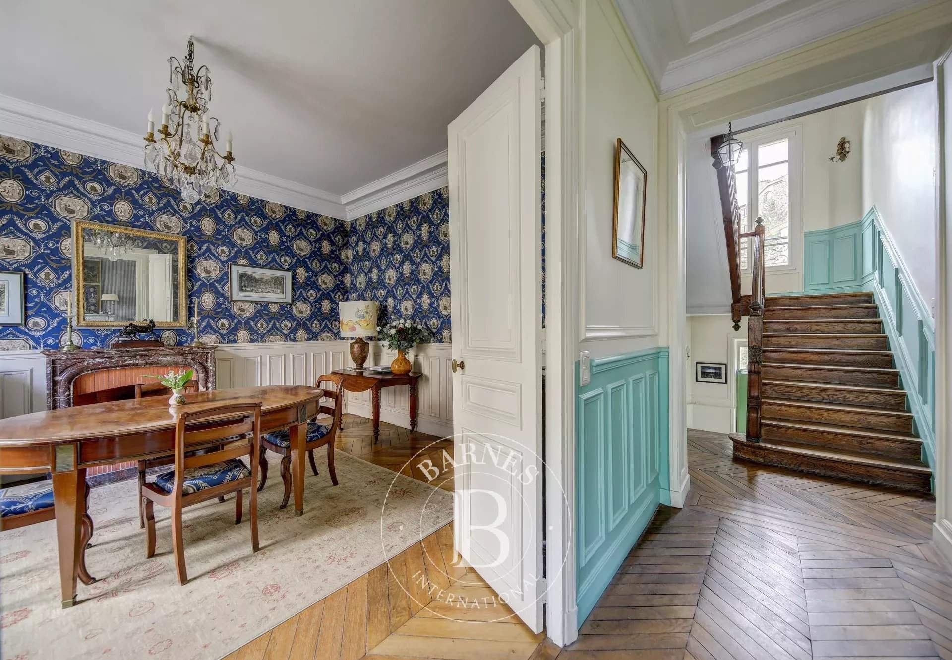 Versailles  - House 6 Bedrooms - picture 9