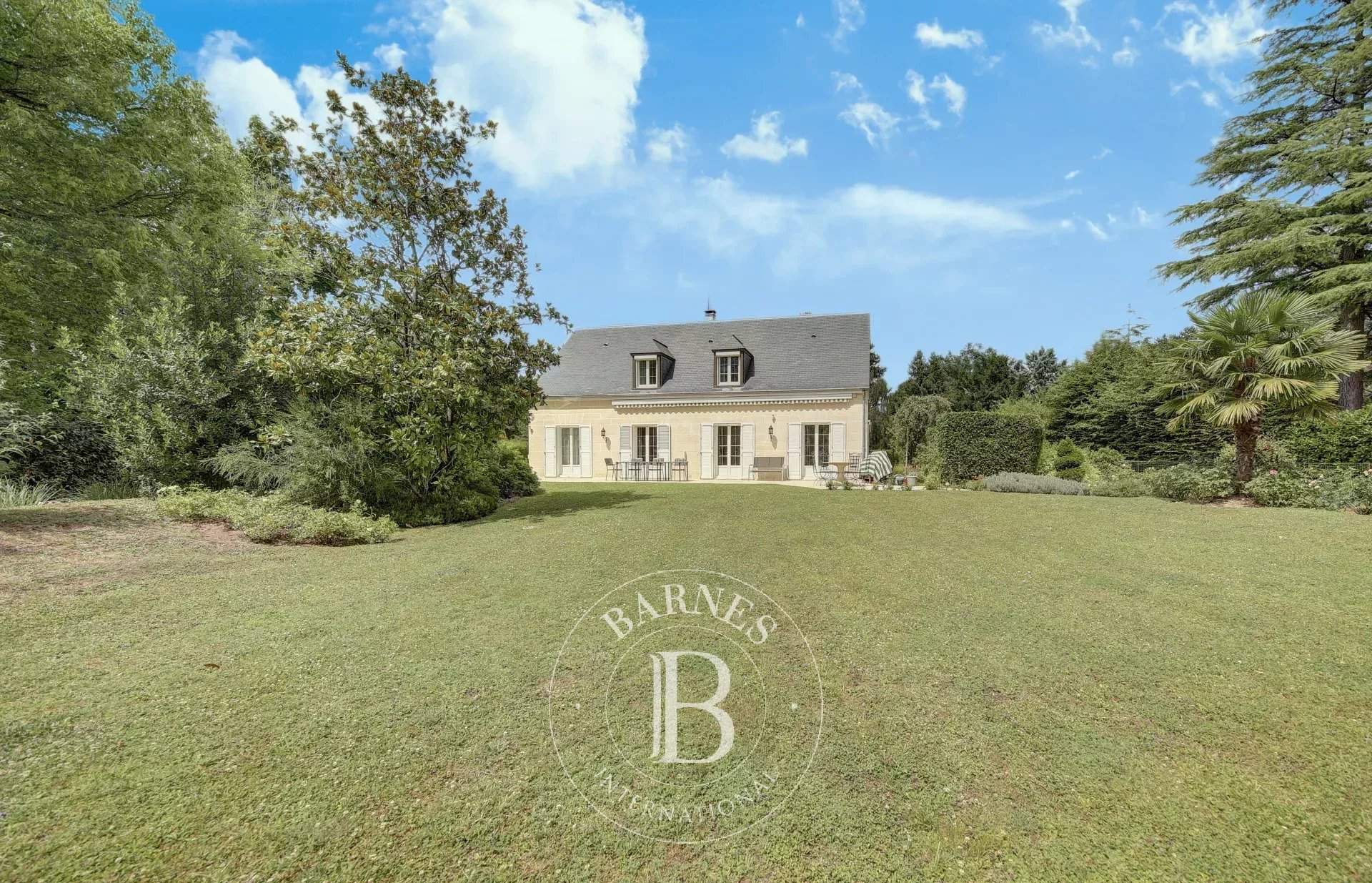 Noisy-le-Roi  - House 6 Bedrooms - picture 14