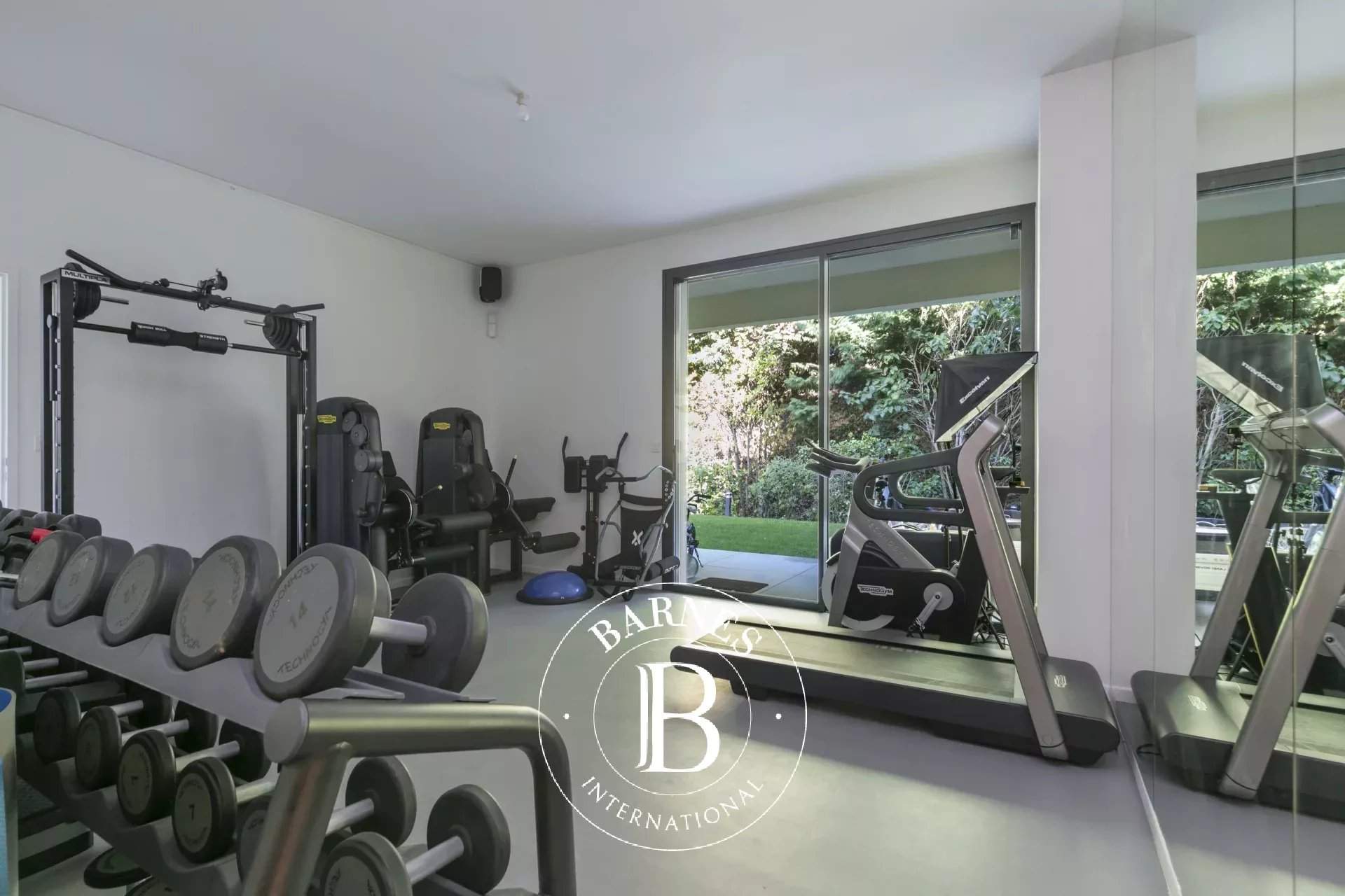 La Celle-Saint-Cloud  - Maison 12 Pièces 5 Chambres - picture 3