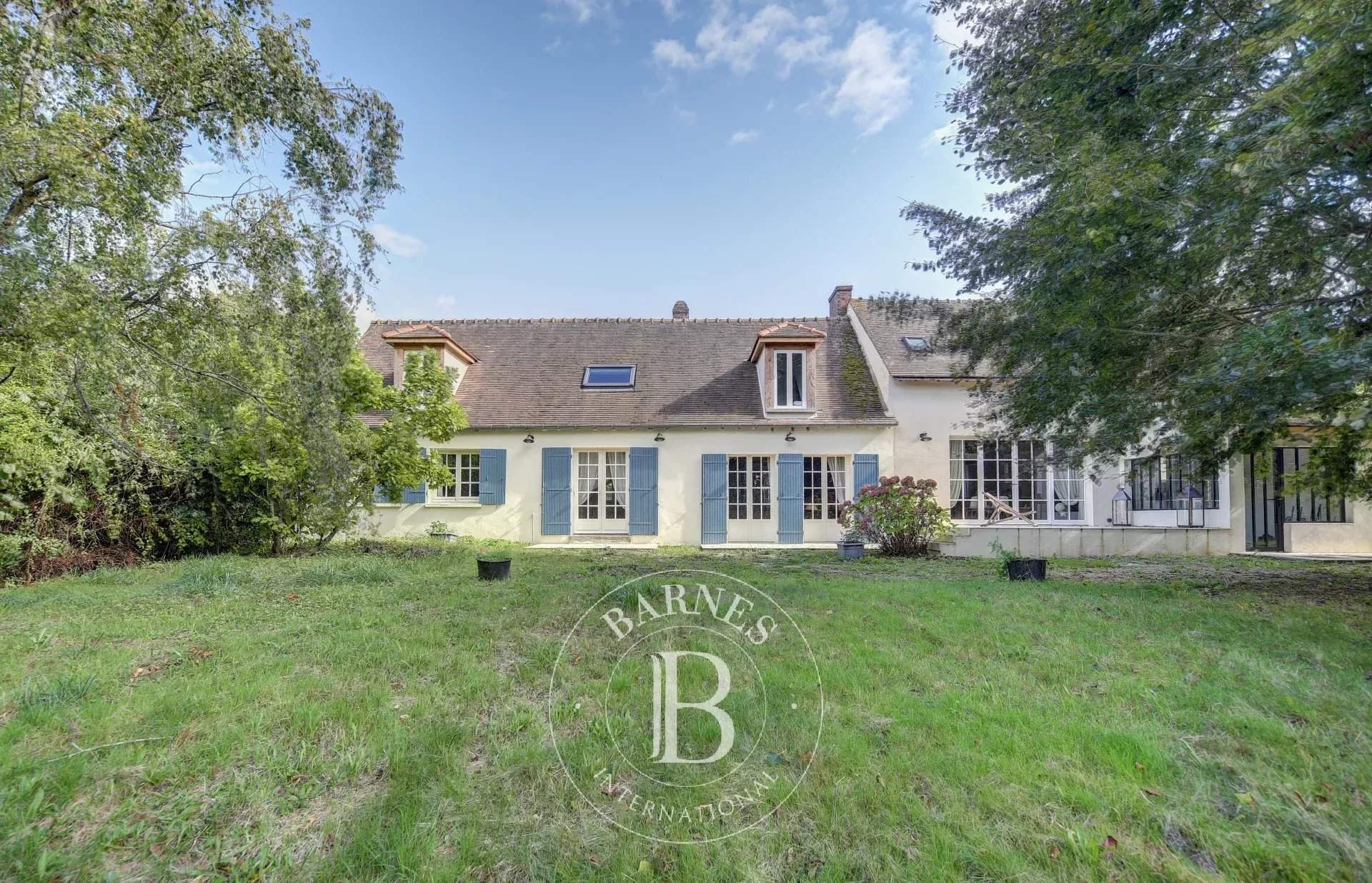 Montfort-l'Amaury  - House 4 Bedrooms - picture 1
