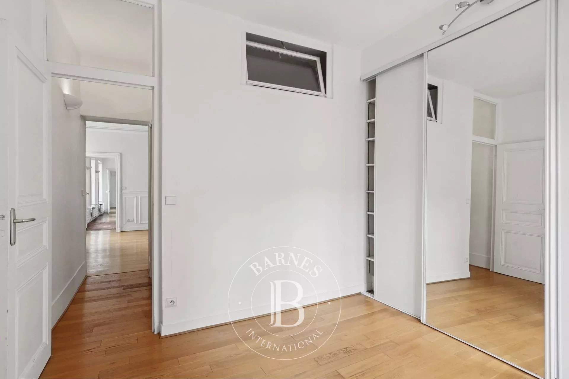 Versailles  - Appartement 4 Pièces 2 Chambres - picture 10