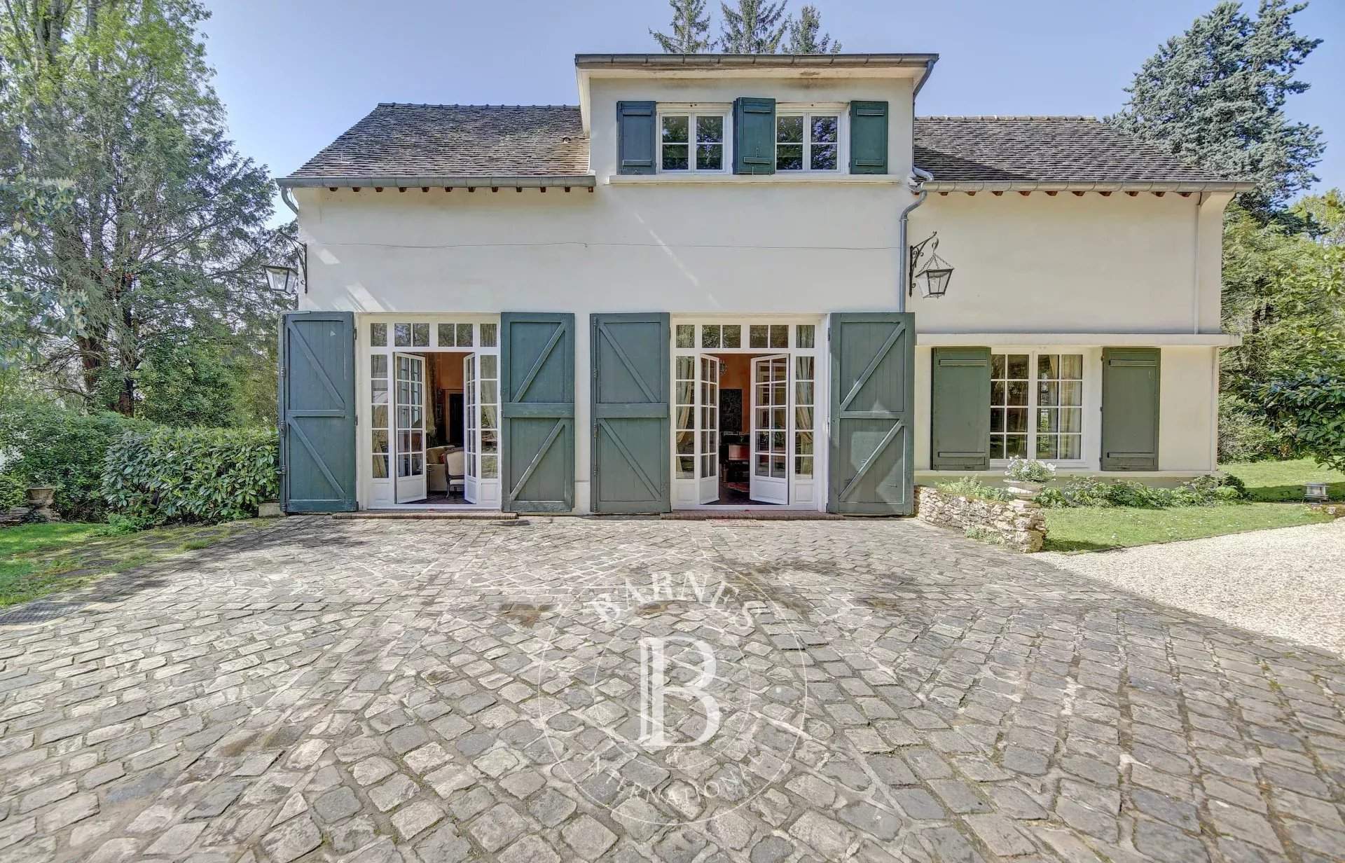 Versailles  - House 6 Bedrooms - picture 19