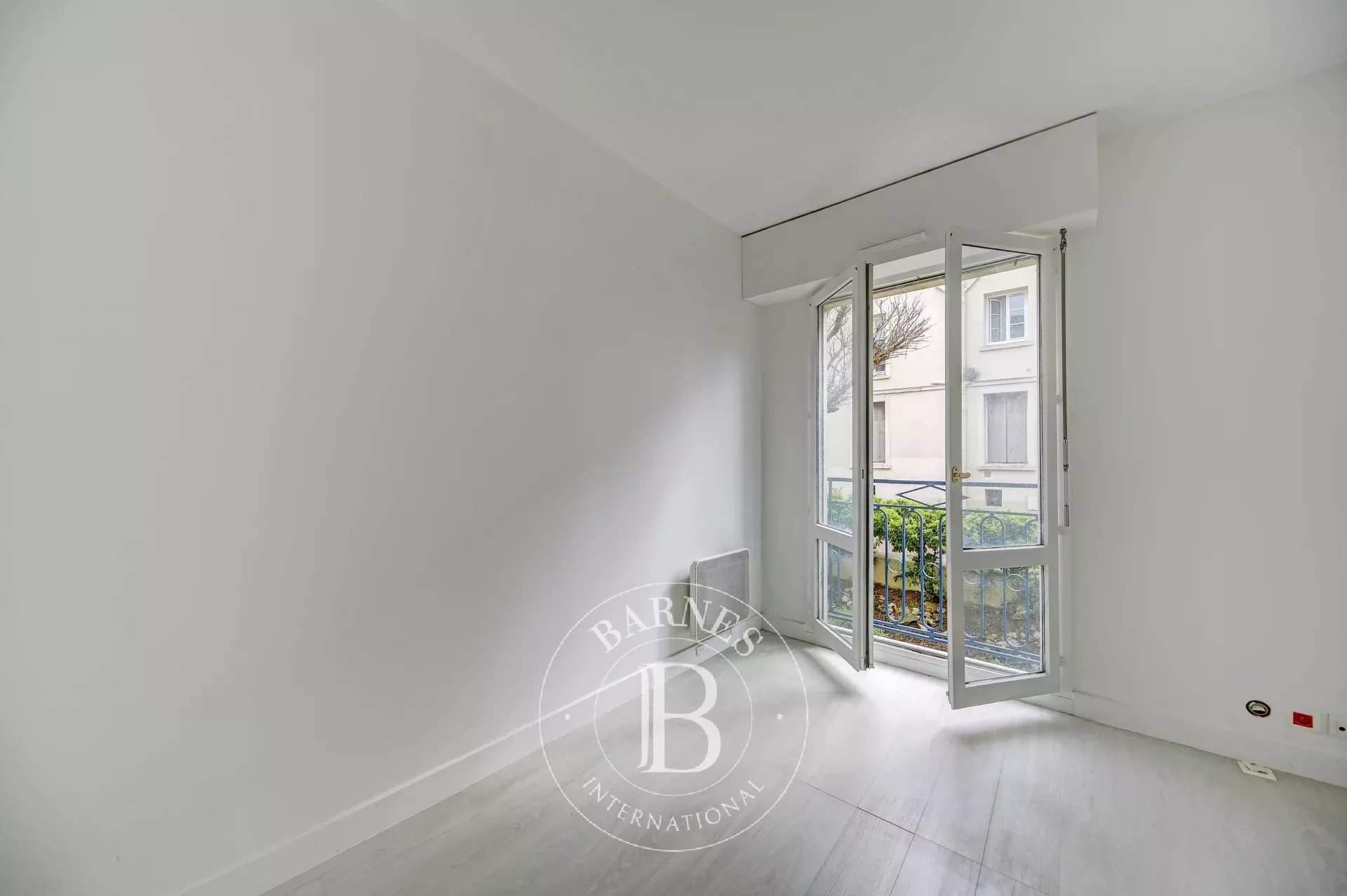Versailles  - Apartment 4 Bedrooms - picture 5