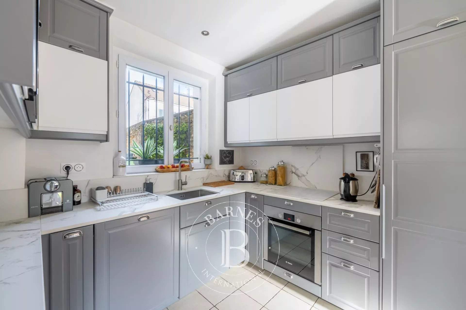 Versailles  - Maison 7 Pi&egrave;ces 4 Chambres - picture 9