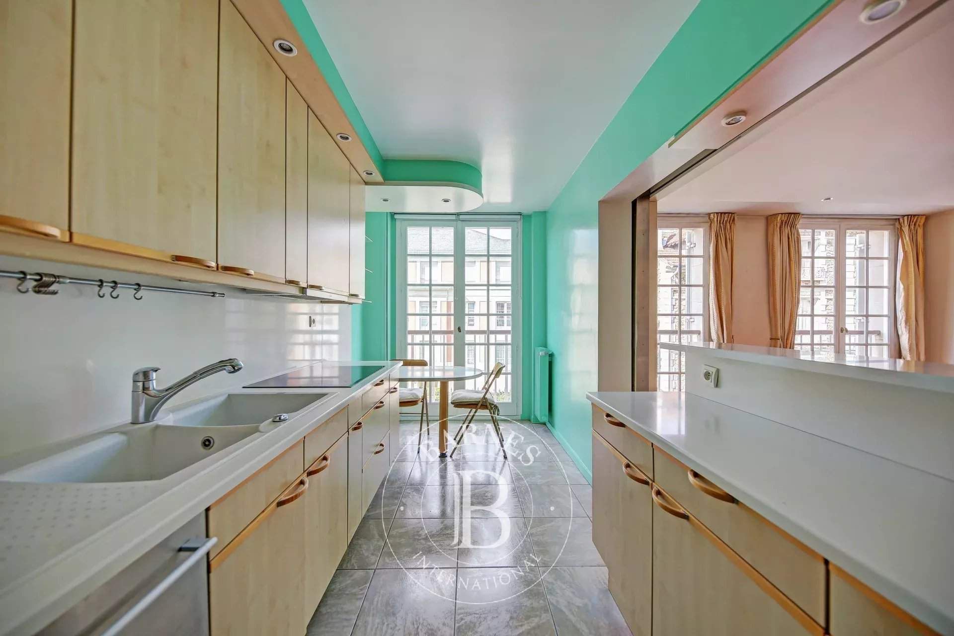 Versailles  - Appartement 6 Pièces 4 Chambres - picture 9