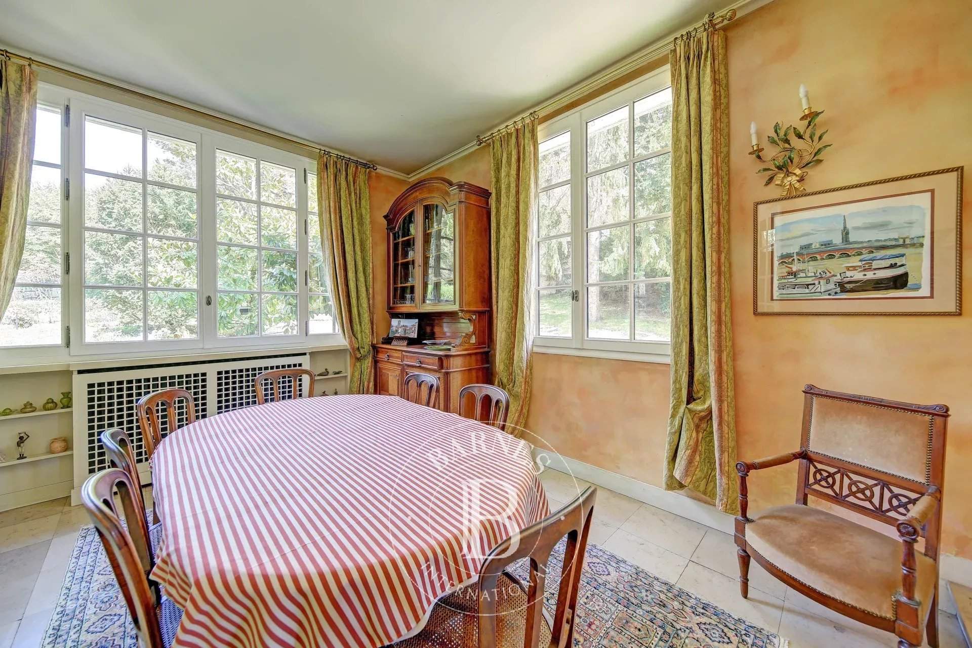Versailles  - House 6 Bedrooms - picture 7