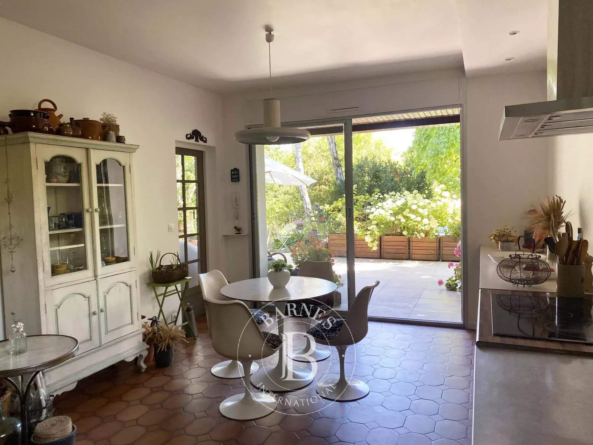 Verrières-le-Buisson  - Maison 9 Pi&egrave;ces 5 Chambres - picture 15