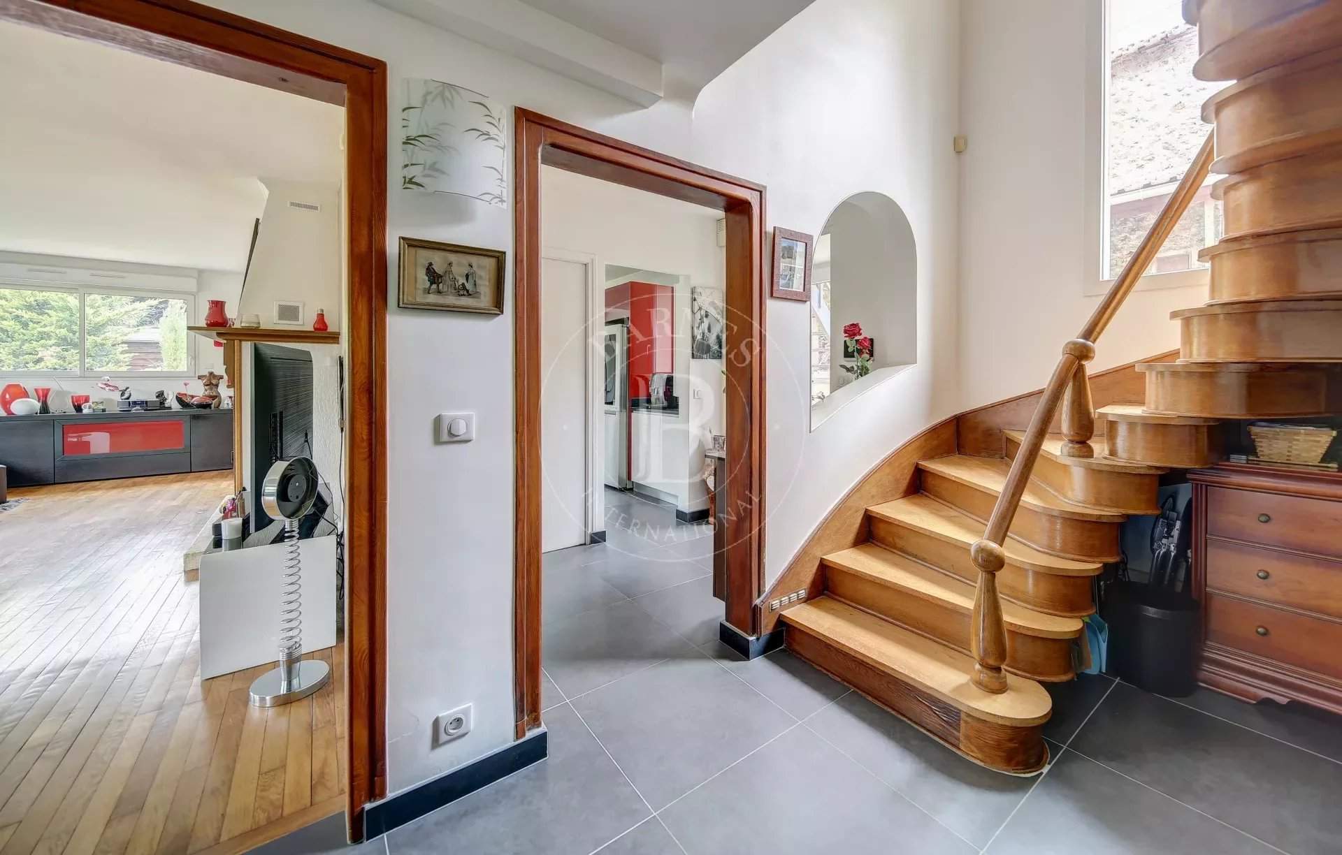 Jouy-en-Josas  - Maison 10 Pièces 4 Chambres - picture 10