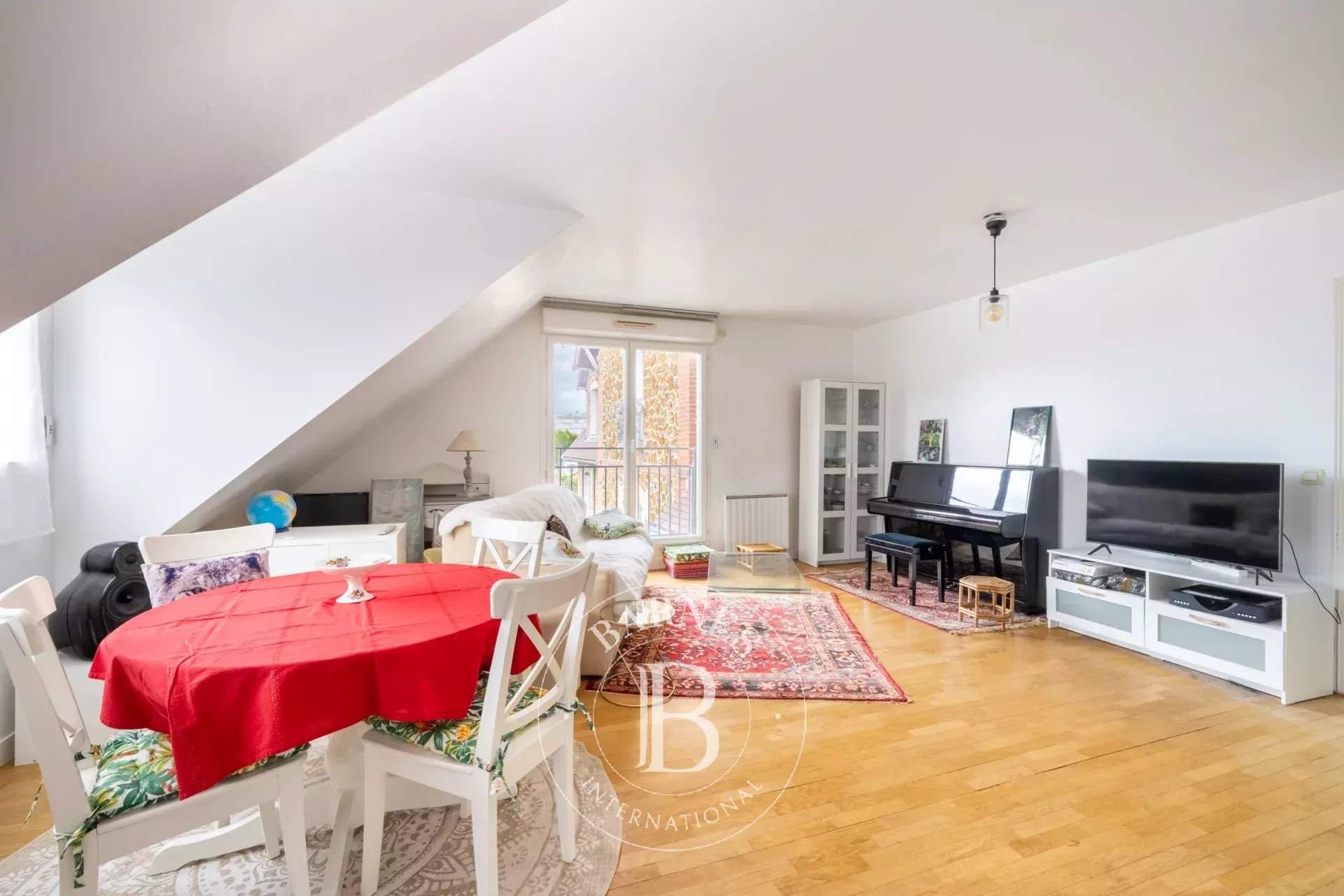 Le Chesnay-Rocquencourt  - Appartement 2 Pièces, 1 Chambre - picture 8