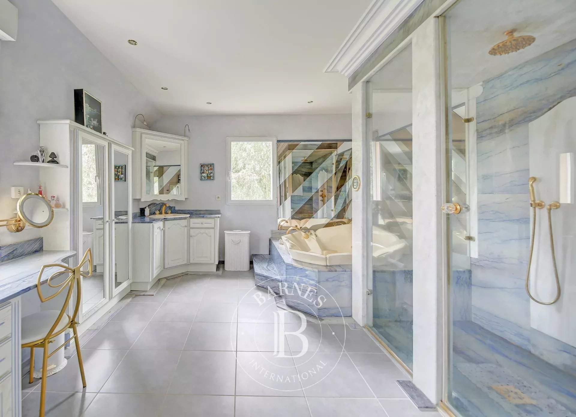 Crespières  - House 5 Bedrooms - picture 19