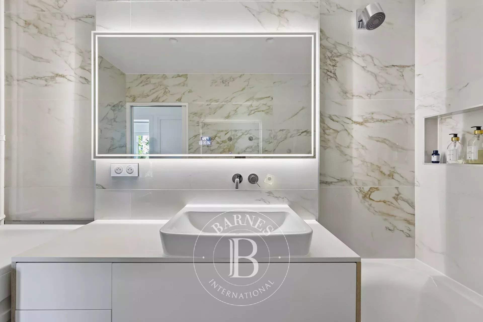 Versailles  - Appartement 3 Pi&egrave;ces 2 Chambres - picture 13