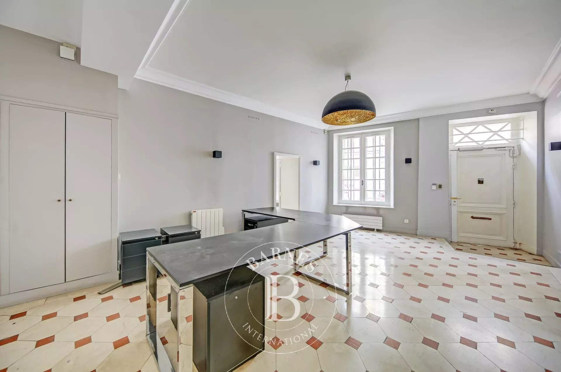 Versailles  - House 8 Bedrooms - picture 8