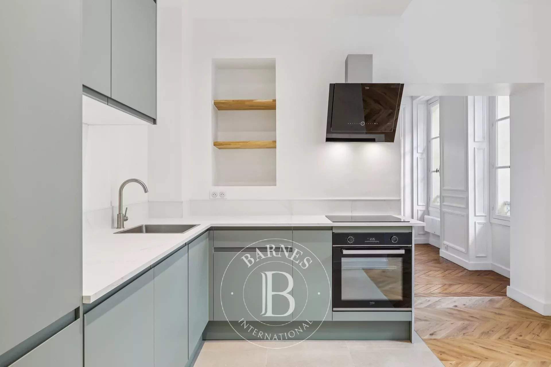 Versailles  - Apartment 1 Bedroom - picture 9