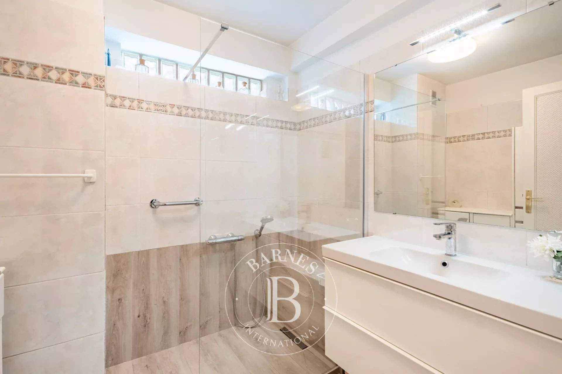 Versailles  - Appartement 5 Pi&egrave;ces 3 Chambres - picture 7