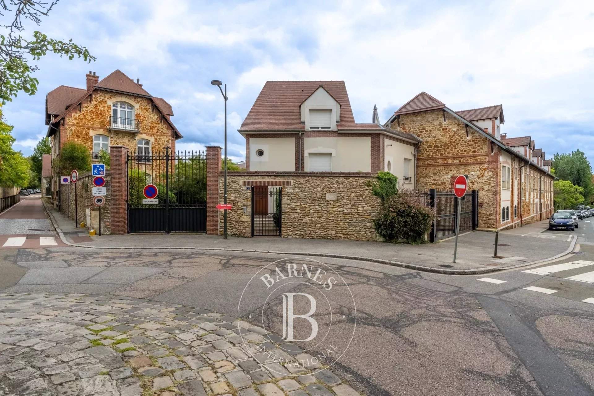 Le Chesnay-Rocquencourt  - Appartement 2 Pièces, 1 Chambre - picture 14