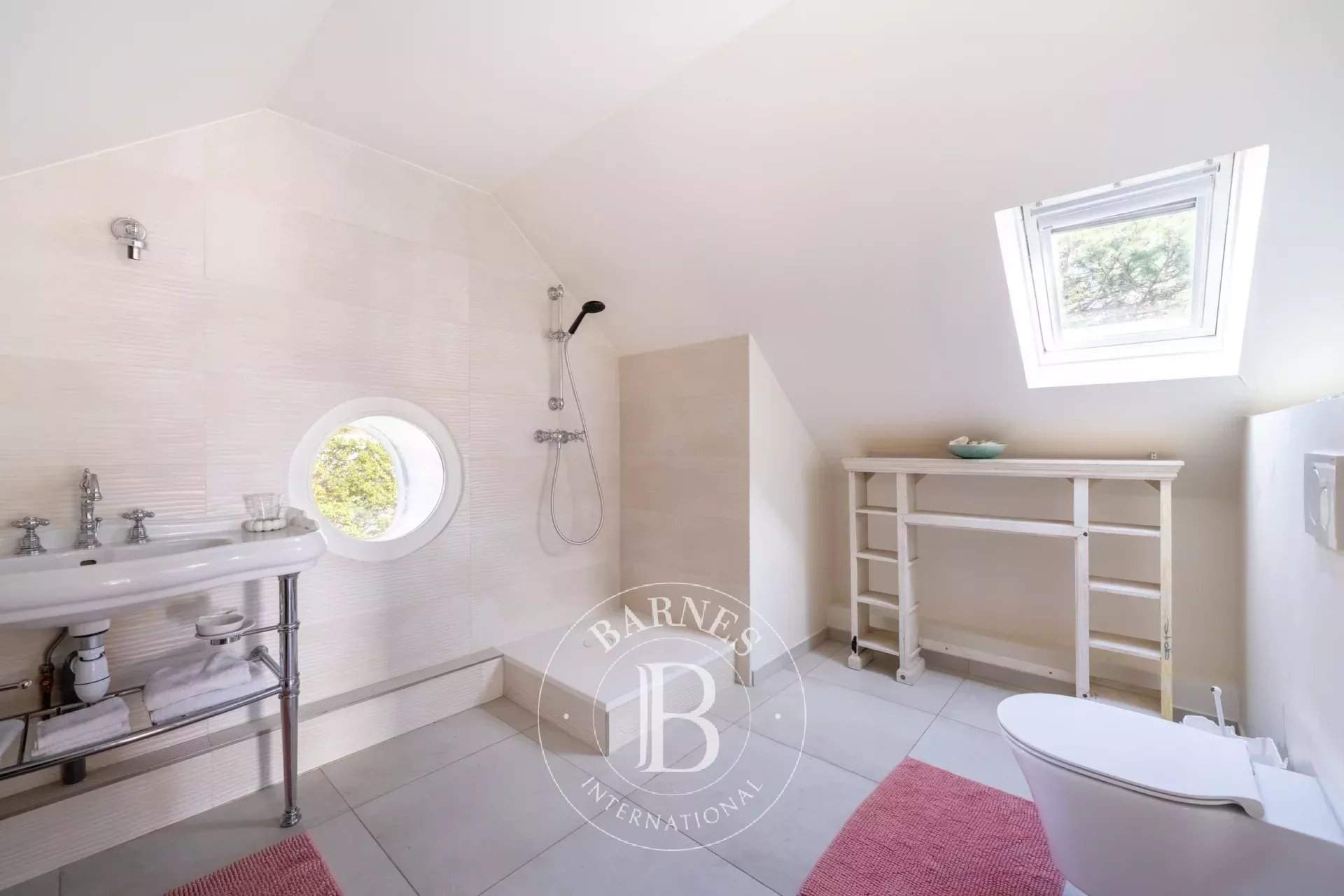 Le Chesnay-Rocquencourt  - Maison 8 Pièces 5 Chambres - picture 12