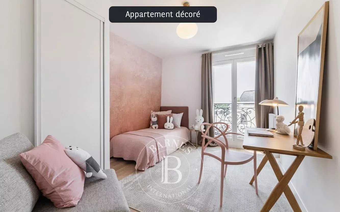 Clamart  - Appartement 4 Pi&egrave;ces 3 Chambres