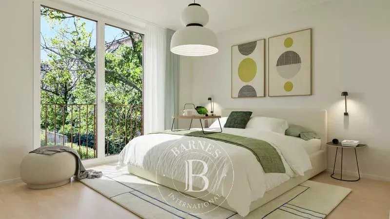 Paris  - Appartement 4 Pi&egrave;ces 3 Chambres