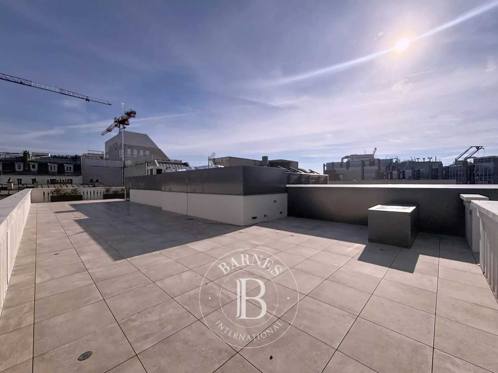 Levallois-Perret  - Appartement 5 Pi&egrave;ces 4 Chambres