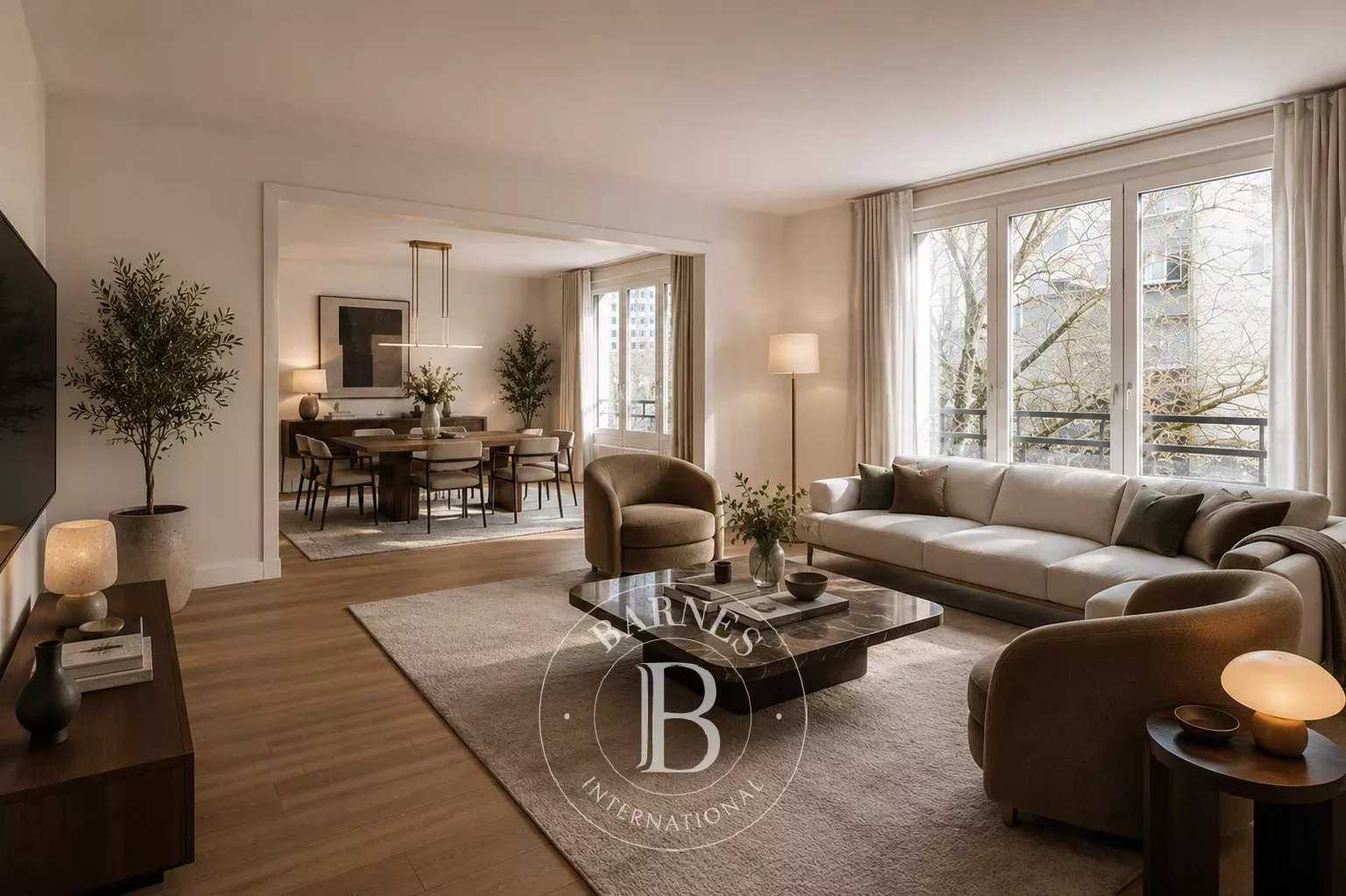 Paris  - Appartement 4 Pi&egrave;ces 2 Chambres