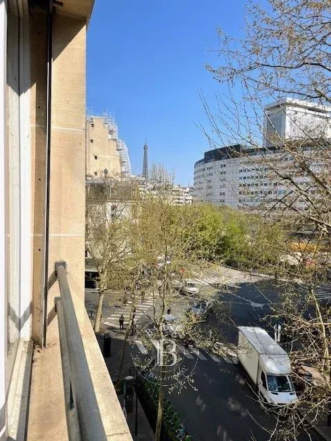 Paris  - Appartement 3 Pi&egrave;ces 2 Chambres