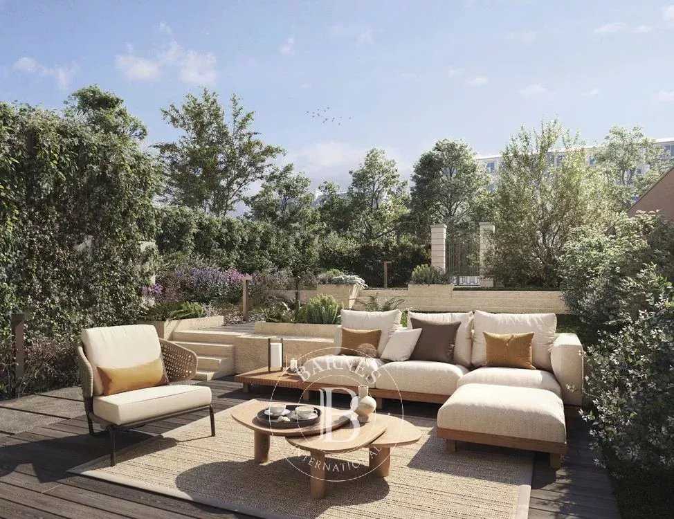 Neuilly-sur-Seine  - Triplex 6 Pièces 4 Chambres