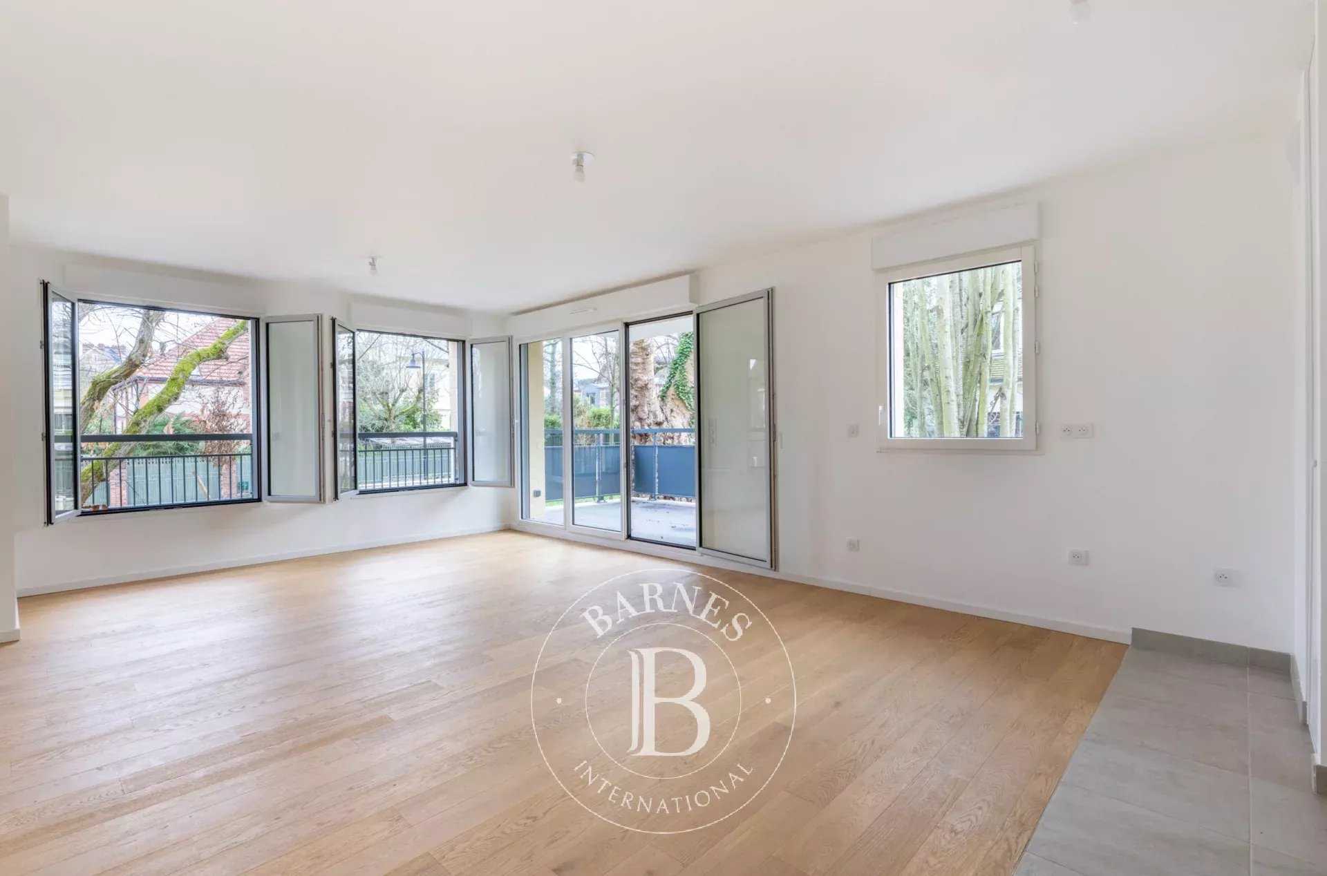 Le Chesnay-Rocquencourt  - Appartement 4 Pi&egrave;ces 3 Chambres