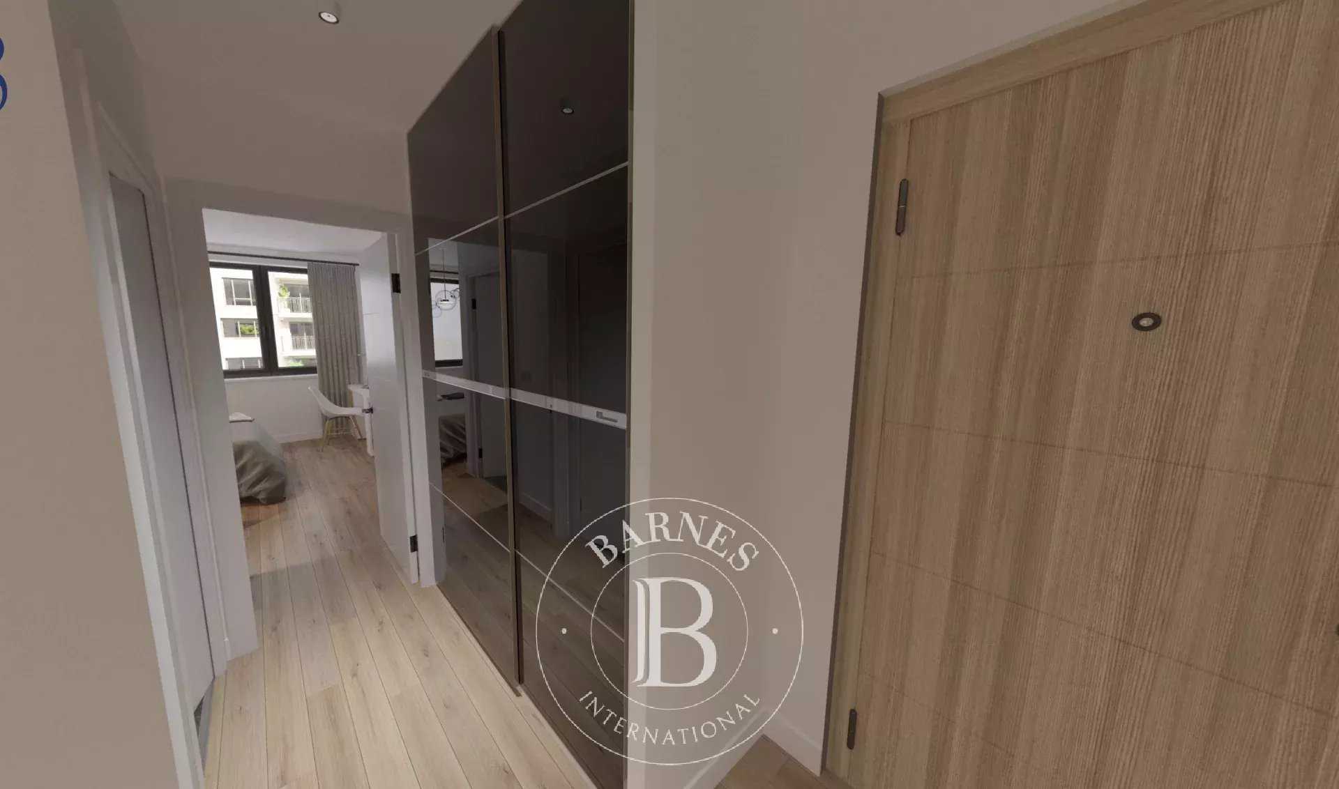 Neuilly-sur-Seine  - Apartment 4 Bedrooms