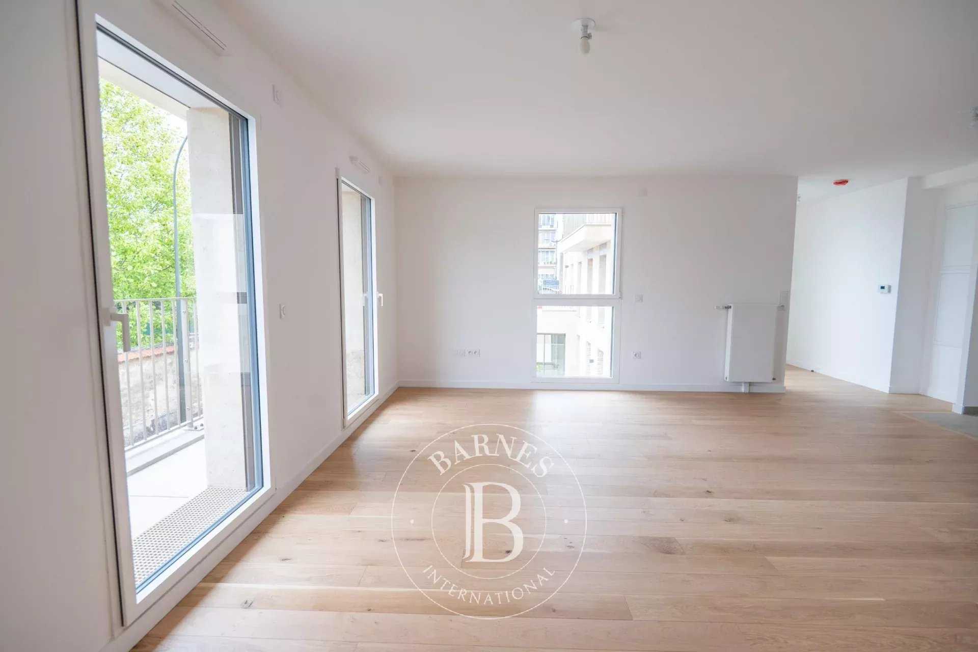 Saint-Germain-en-Laye  - Appartement 2 Pièces, 1 Chambre