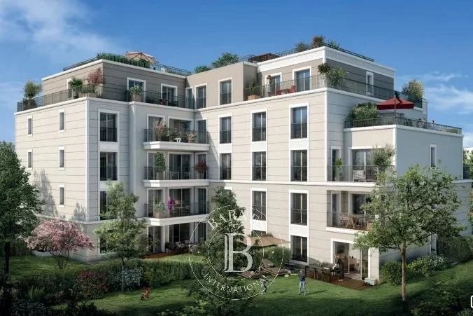 Saint-Cloud - 5 pièces - Dernier étage avec Rooftop de...