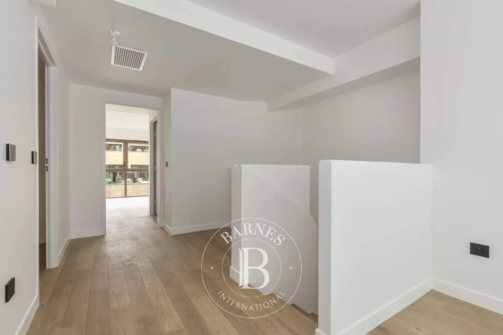 Neuilly-sur-Seine  - Appartement 6 Pi&egrave;ces 4 Chambres - picture 12