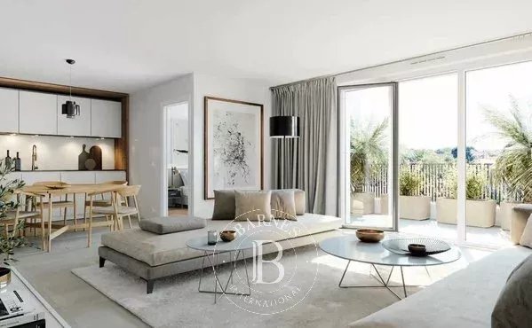 Saint-Germain-en-Laye  - Appartement 3 Pi&egrave;ces 2 Chambres - picture 2